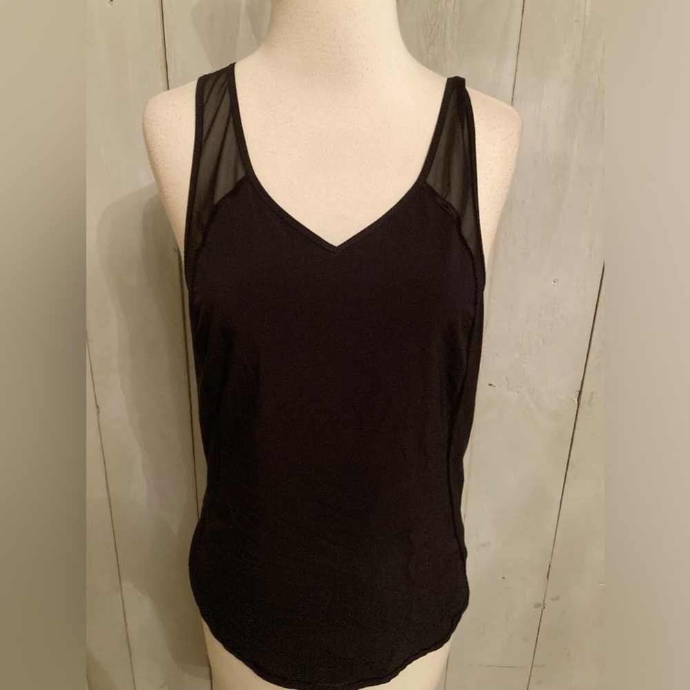 Lululemon Run With The Sun Tank Top Womens Size 6 Black